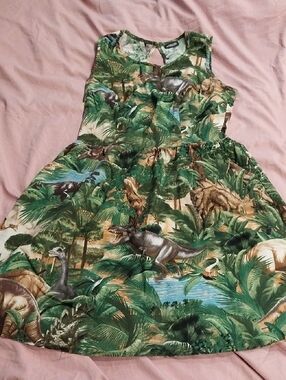 Retrolicious Green Tropical Dino Print Dress